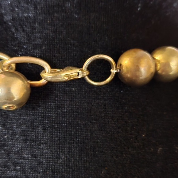Vintage gold-tone beaded necklace with pearls! It's so pretty - Picture 8 of 8